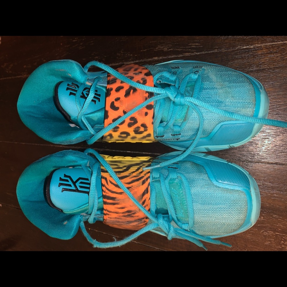 Nike Kyrie 6